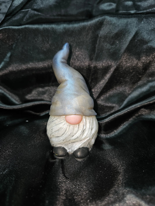 Resin Gnome Blue Grey Shift