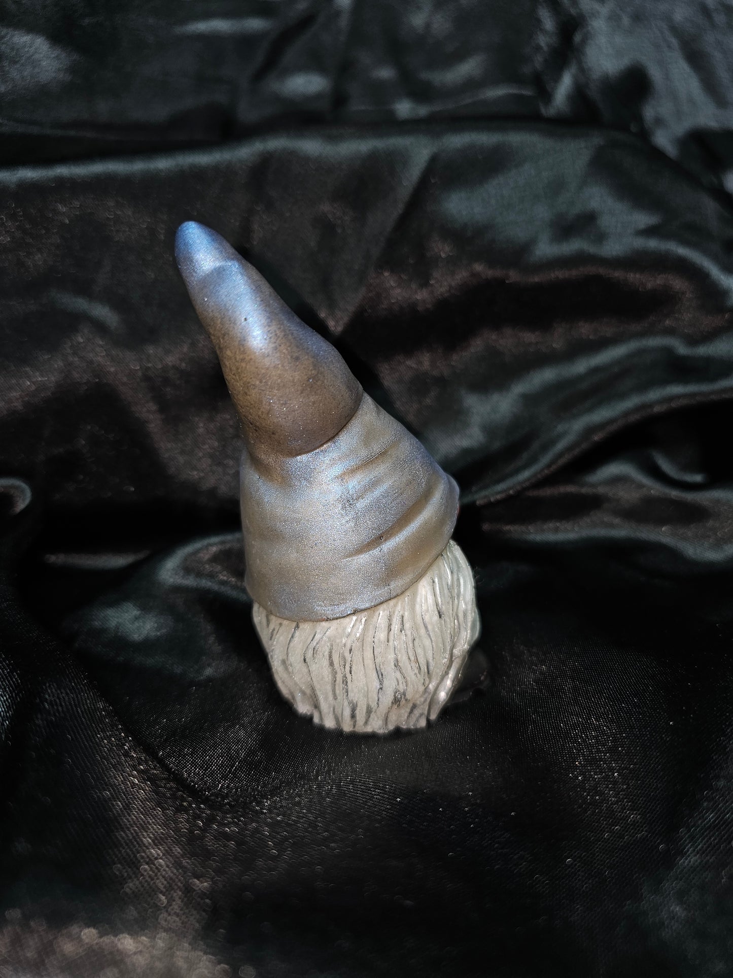 Resin Gnome Blue Grey Shift